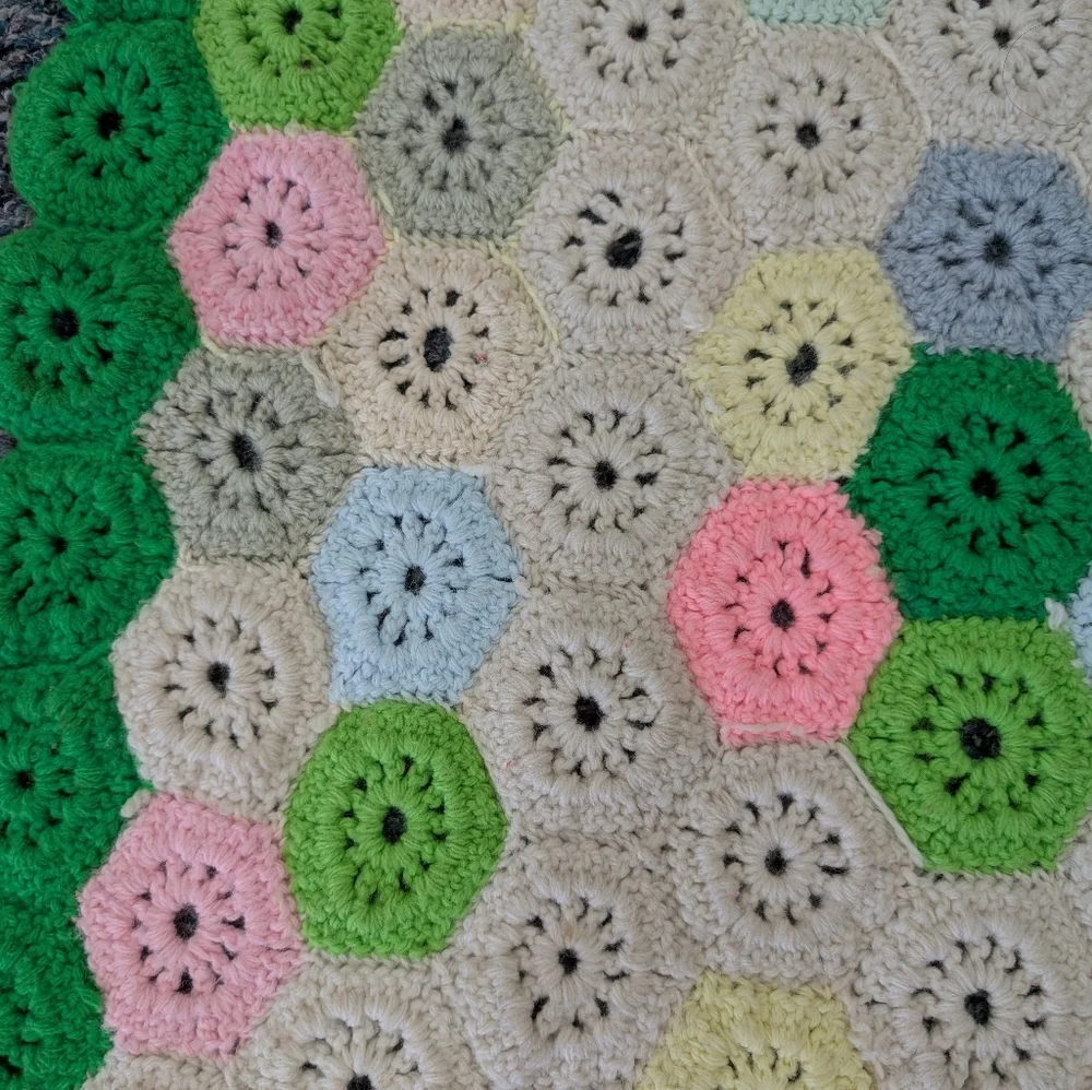 Vintage Handmade Honeycomb Crochet Granny Square Afghan Throw Blanket